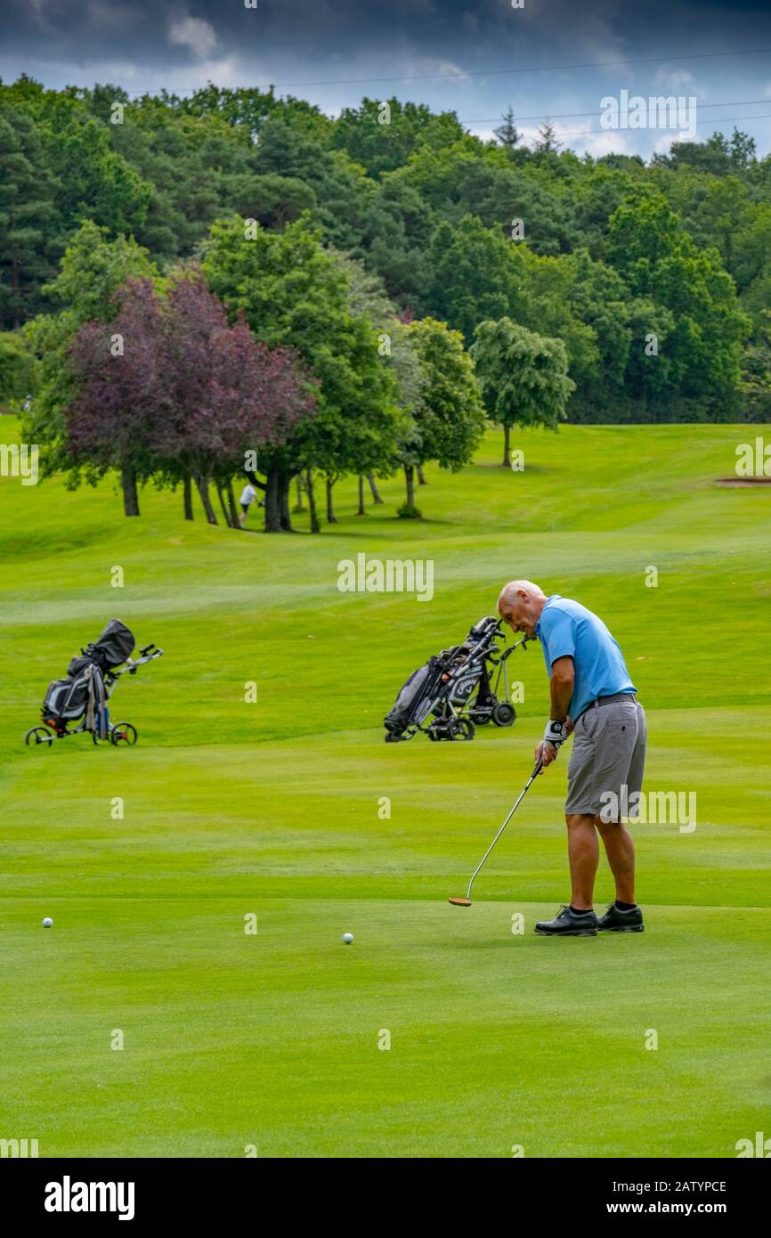 Sistema di irrigazione su campo da golf Foto Stock