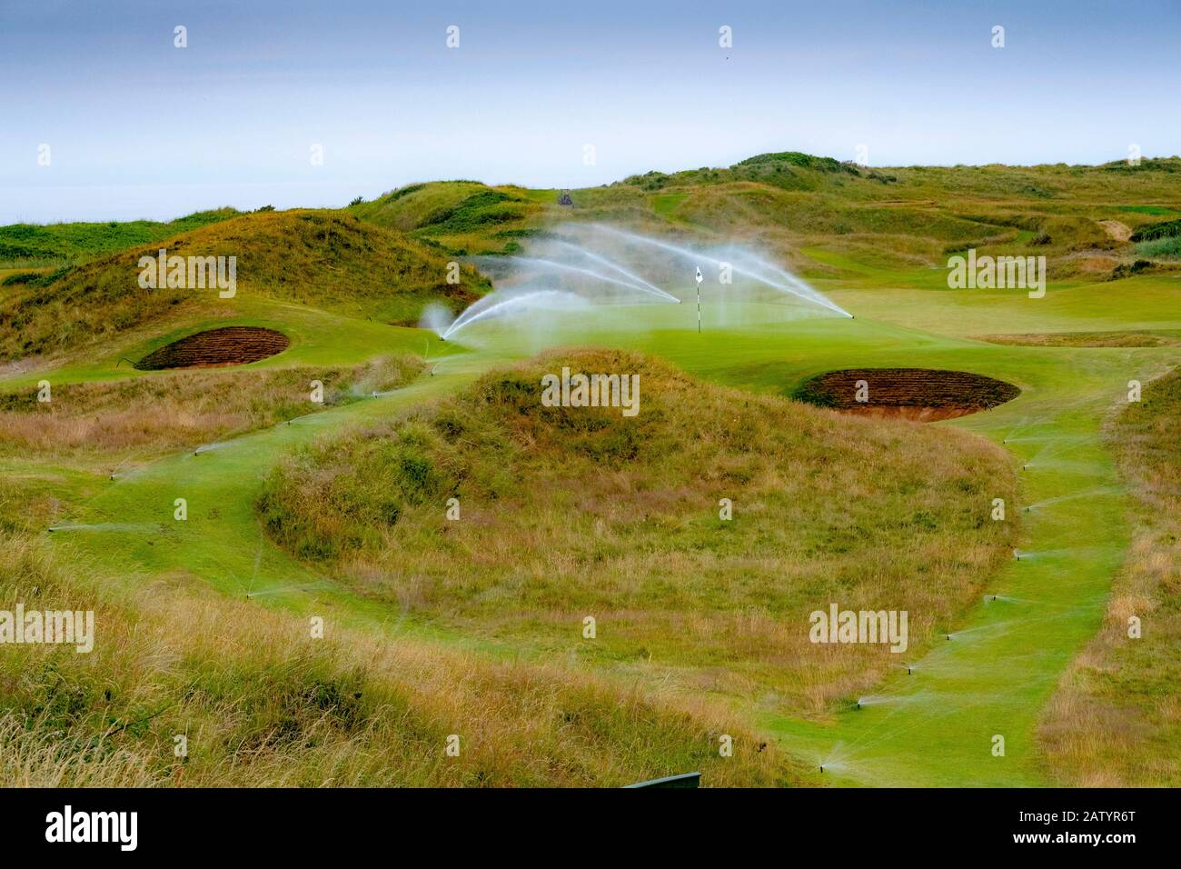 Sistema di irrigazione digitale controllato in uso campo da golf Foto Stock