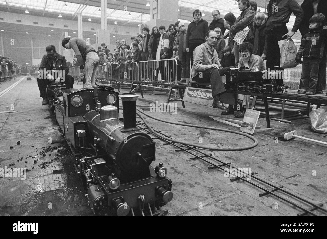 Modello treno a vapore su tecnologia di evento in ricreazione a Jaarbeurs in Utrecht Data: 17 febbraio 1979 posizione: Utrecht Parole Chiave: Eventi, treno a vapore Foto Stock