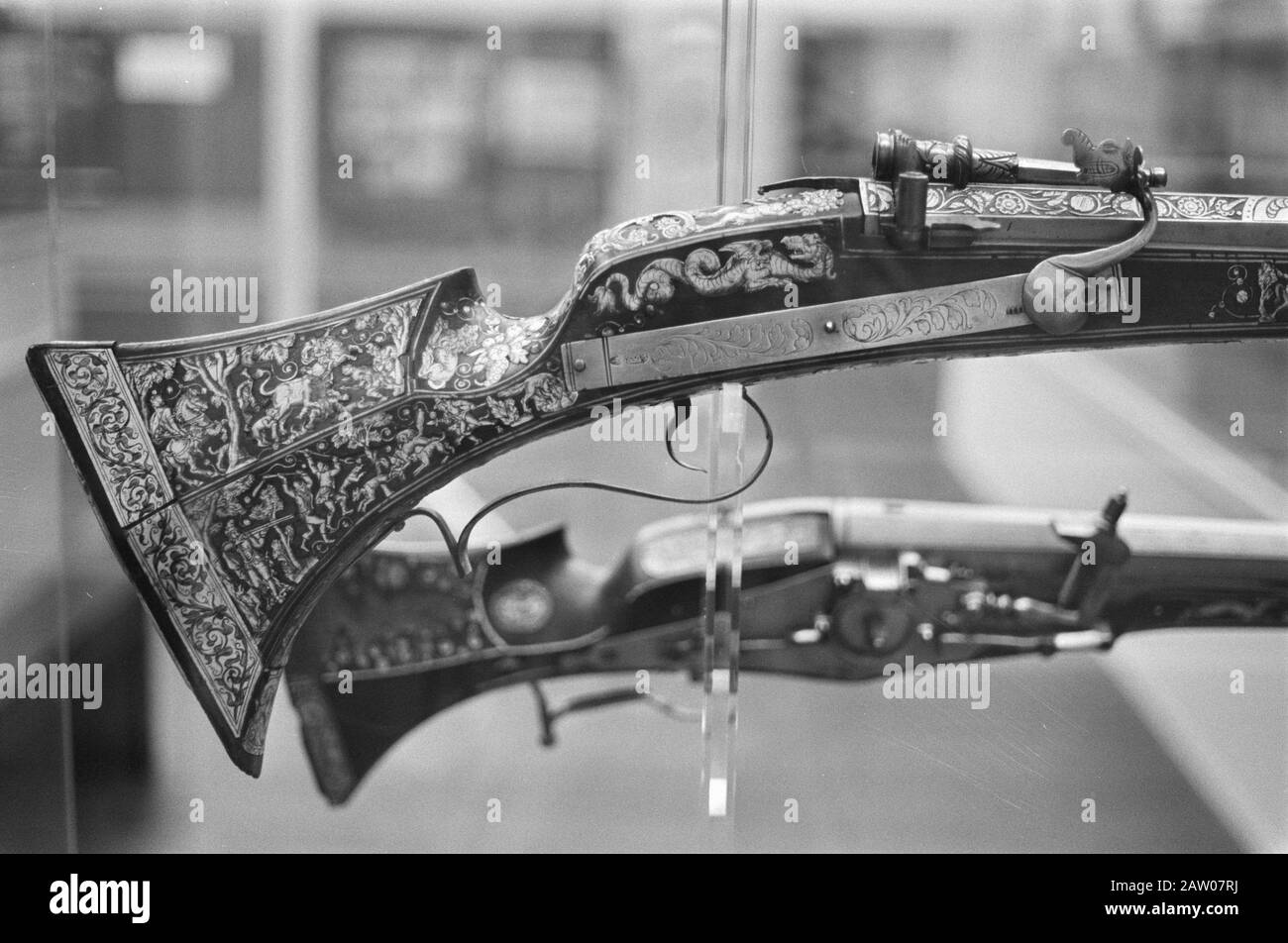 Muskets e pistole Rijksmuseum 13 luglio / 15 settembre; beute splendidamente artigianale Muskets Data: 12 luglio 1974 Parole Chiave: Pistole, musei Istituto Nome: Museo Nazionale Foto Stock