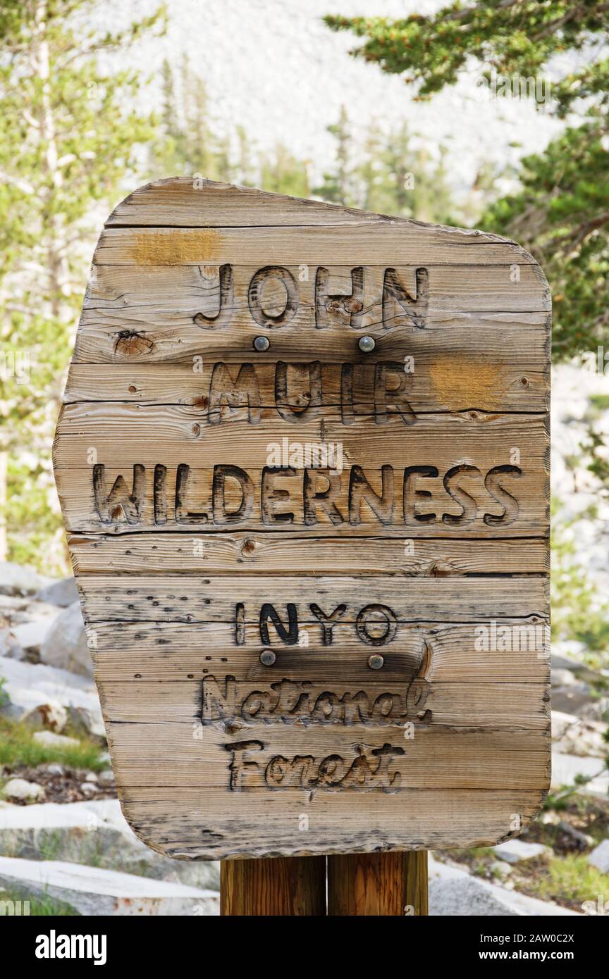 John Muir Wilderness Inyo National Forest Segno Di Legno Foto Stock