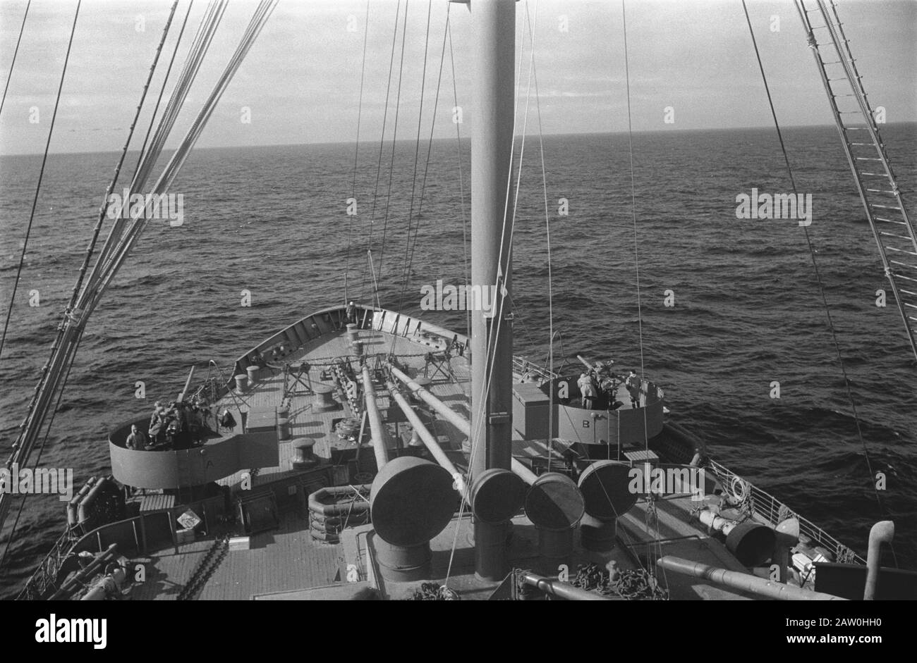 Mn [Merchant Navy] / Anefo London Series [Dutch Passenger ship in service for troop transport] Data: Maggio 1944 Località: Canada Parole Chiave: Flotte mercantili, marine, navi passeggeri, seconda guerra mondiale Foto Stock