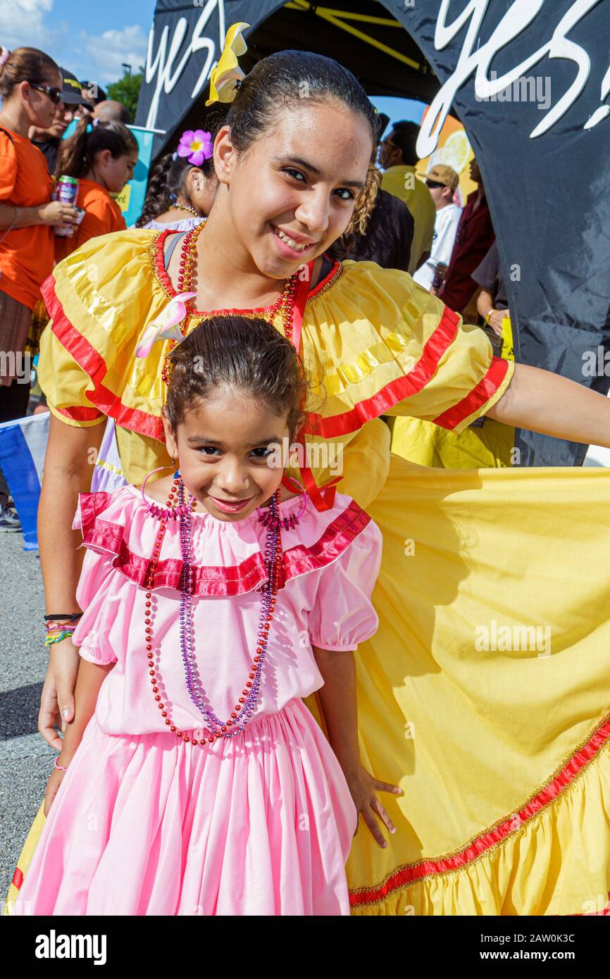 Miami Florida,Arts in the Street,Independence of Central America & Mexico Cultural Integration Day,ispanico Latino immigrati etnici m Foto Stock