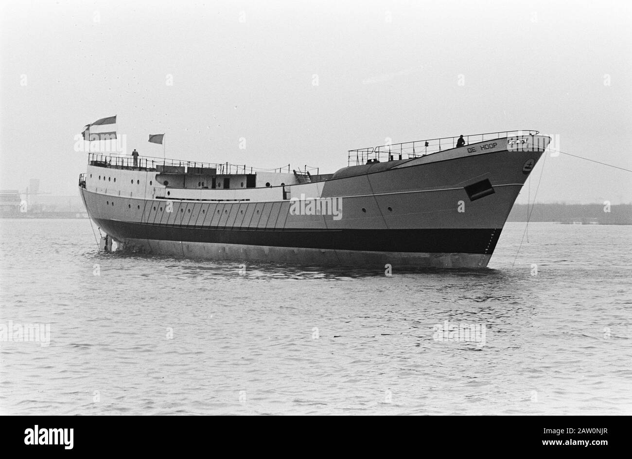 New Hospital Ship Hope Yard Bolnes Lanciato Data: 12 Dicembre 1963 Località: Bolnes Parole Chiave: Navi Ospedaliere Foto Stock