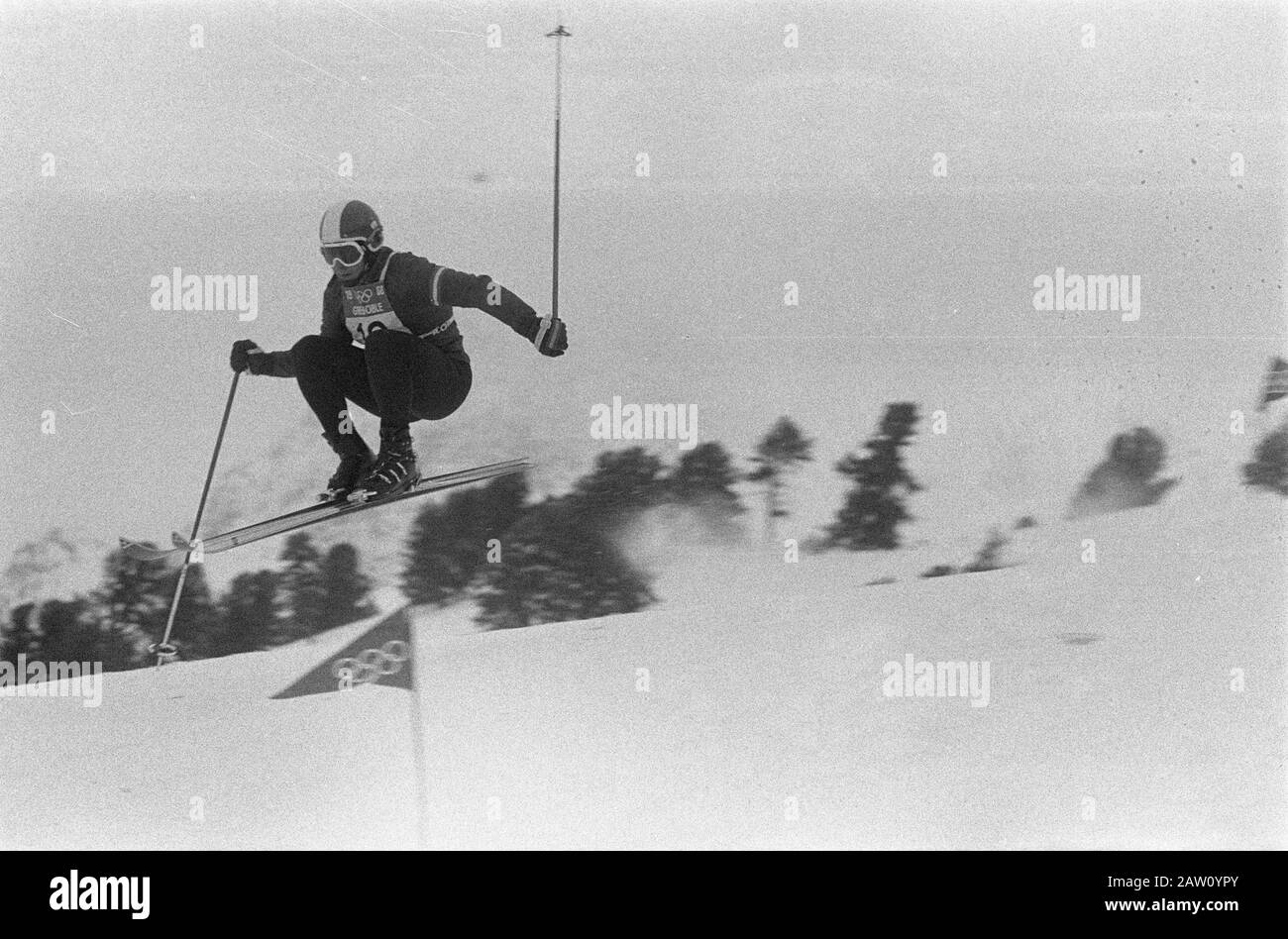 Olympics, Gerhard Nenning (Austria) in azione allo sci di fondo (discesa) Data: 7 febbraio 1968 Località: Austria Parole Chiave: Persona di sci Nome: Gerhard Nenning Foto Stock