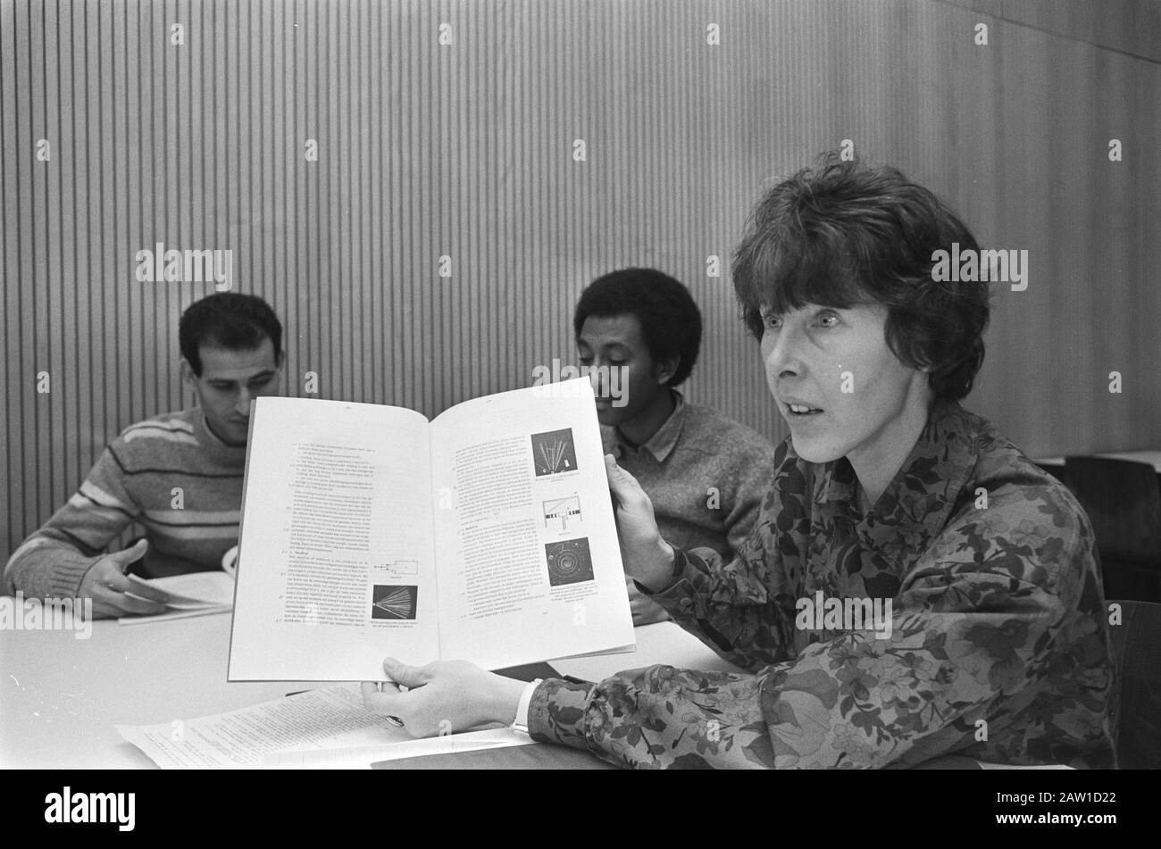 Mission HBO journal; studenti stranieri HTS Data: 21 novembre 1985 Parole Chiave: Stranieri, STUDENTI Foto Stock