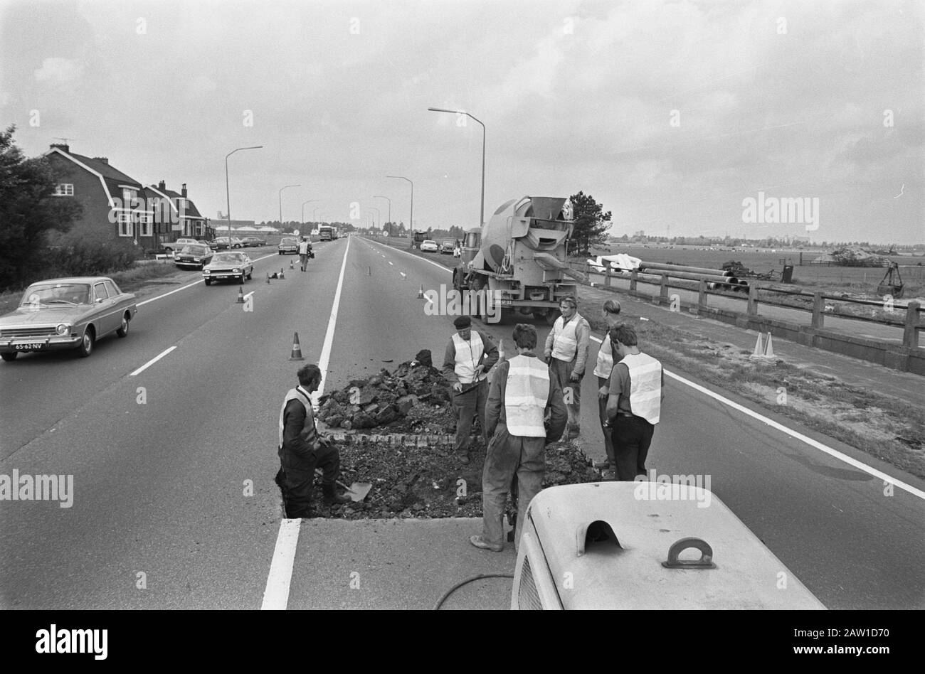 Mission Het Parool: Hole In Pavement Highway 1 Data: 20 Agosto 1970 Nome Persona: Het Parool Foto Stock