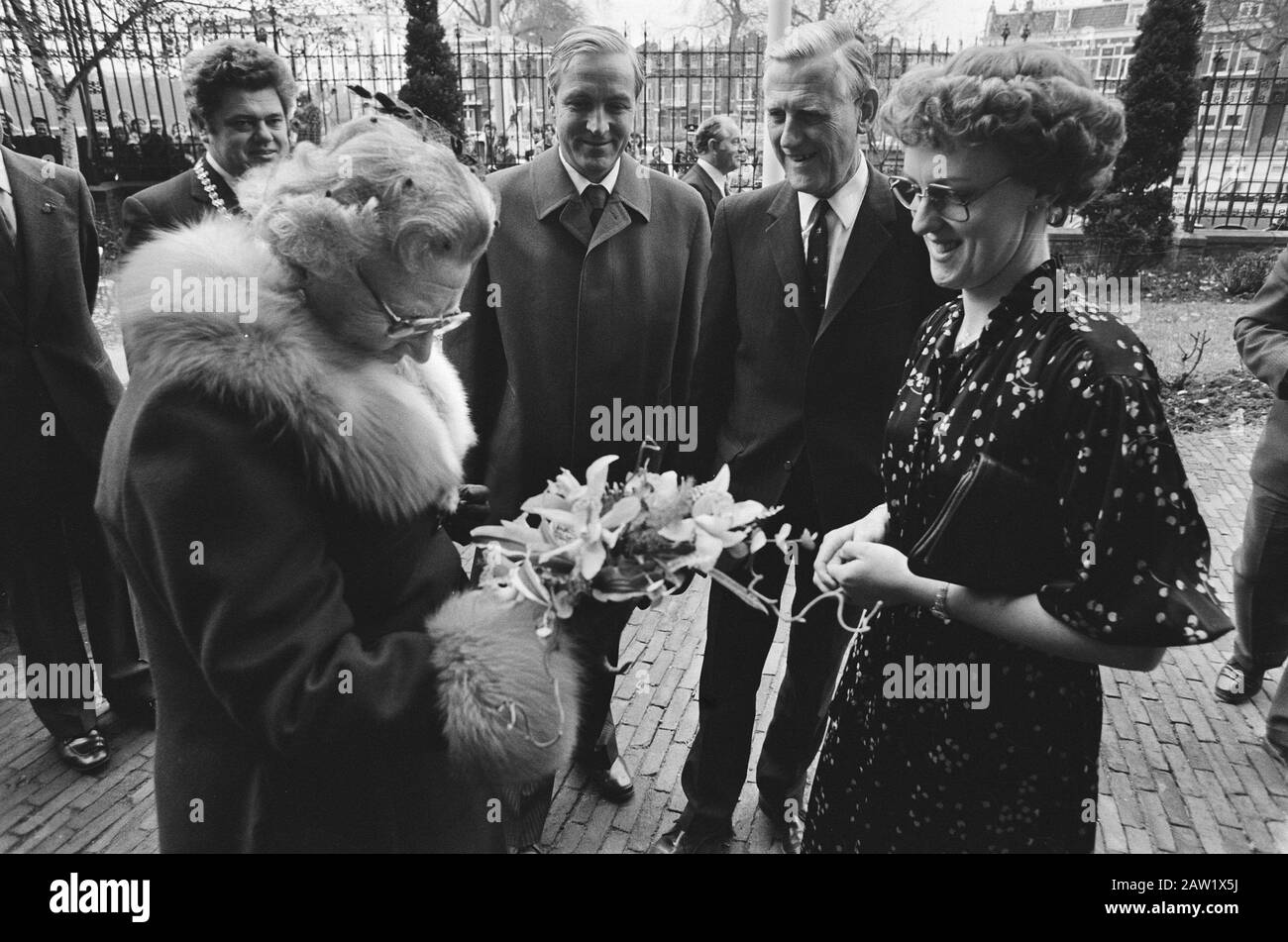 Queen Juliana guida prima Unione Rijksdaalder lavori Data: 17 novembre 1978 luogo: Utrecht Parole Chiave: Queens Nome Persona: Juliana (queen Olanda) Foto Stock
