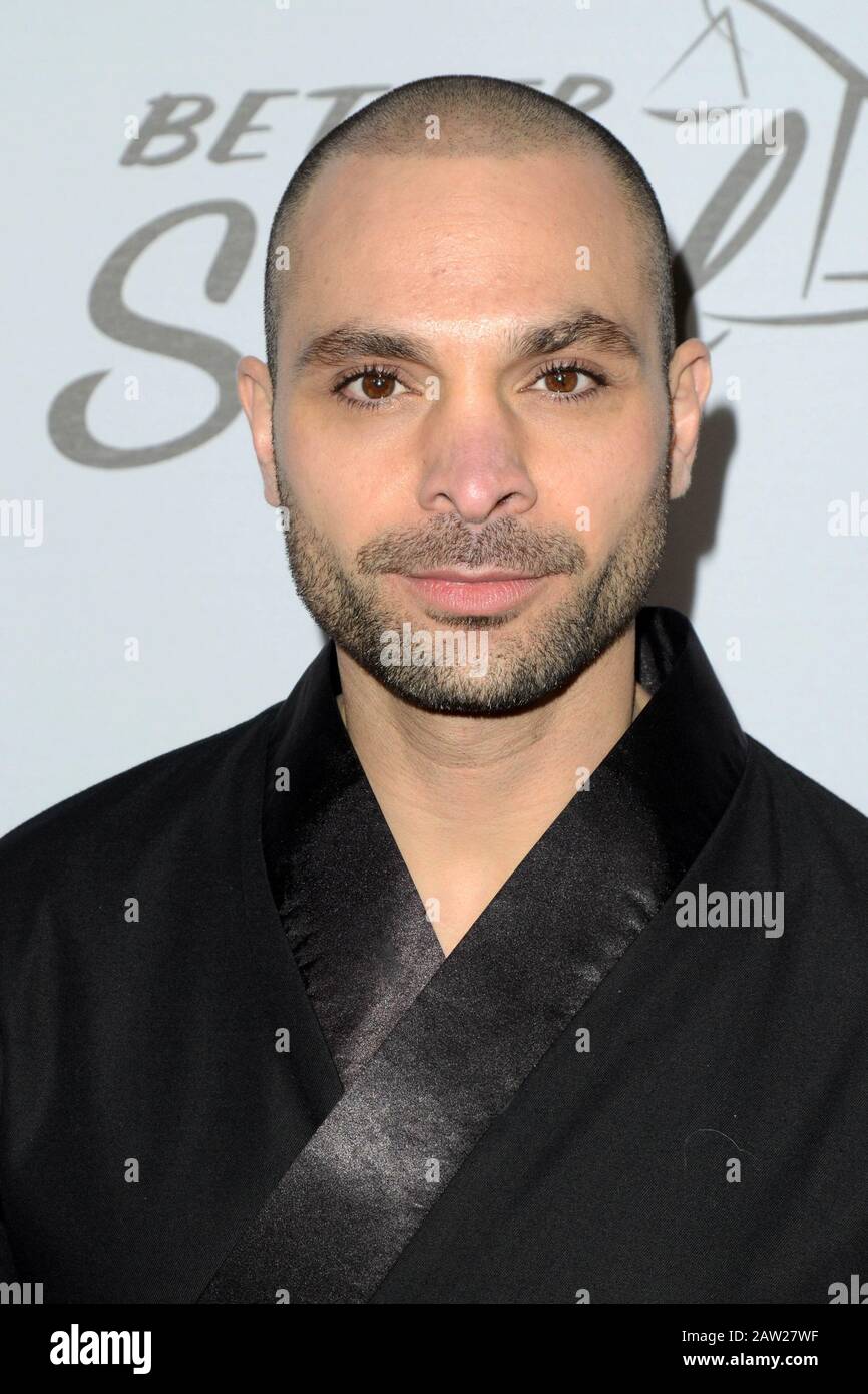5 febbraio 2020, Los Angeles, CA, USA: Los ANGELES - 5 FEBBRAIO: Michael Mando alla "Migliore Call Saulo" Stagione 5 Premiere presso l'Arclight Hollywood il 5 febbraio 2020 a Los Angeles, CA (Credit Image: © Kay Blake/ZUMA Wire) Foto Stock