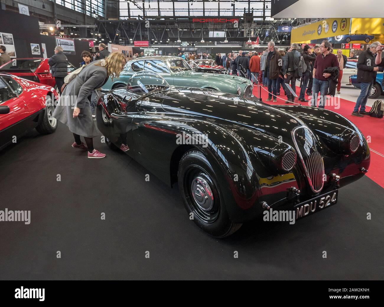 Retromobile Classic Car show Parigi 05/02/2020 Foto Stock