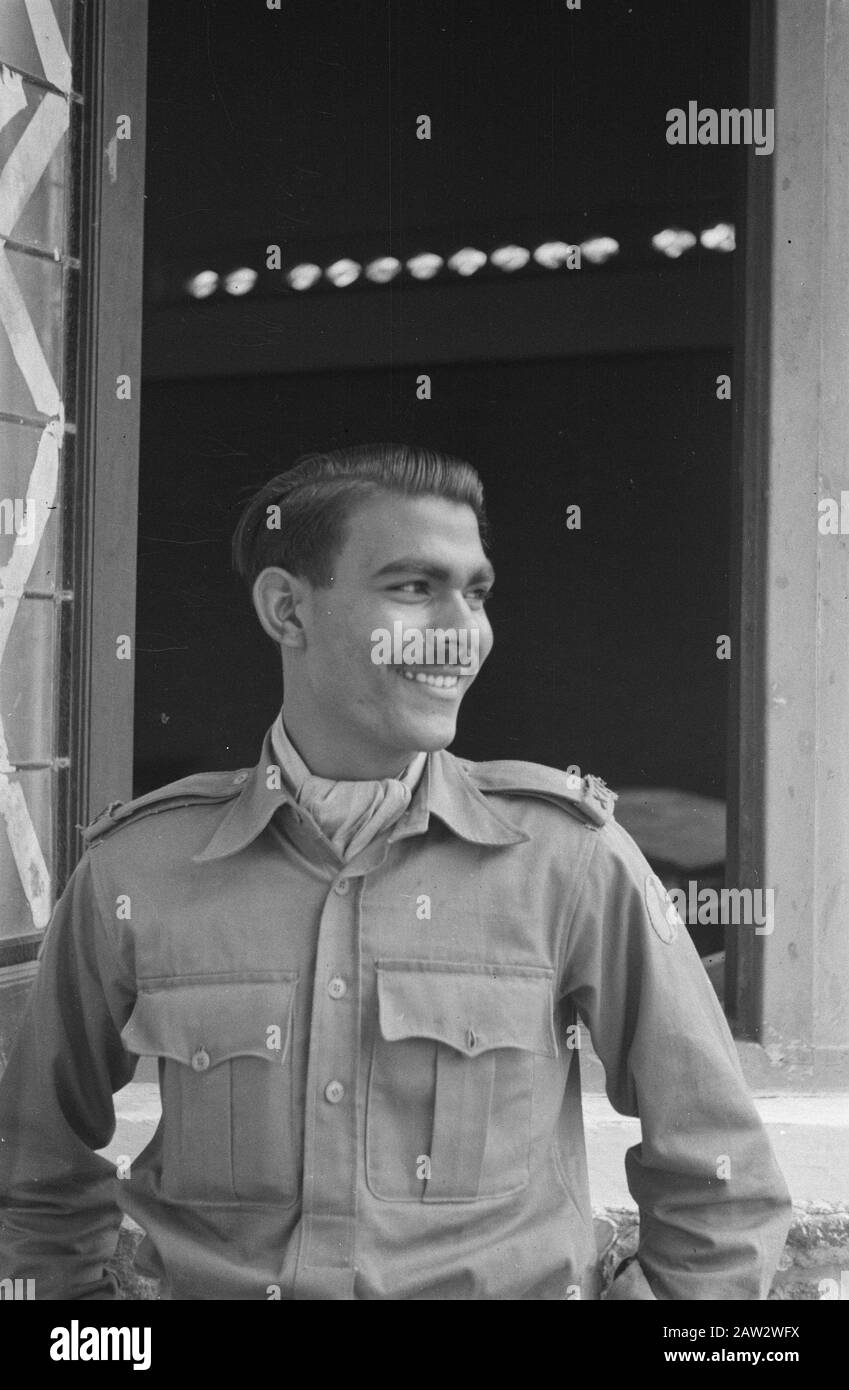 Ritratto Di Un Militare Britannico-Indiano Data: 1946 Luogo: Indonesia Indie Orientali Olandesi Foto Stock