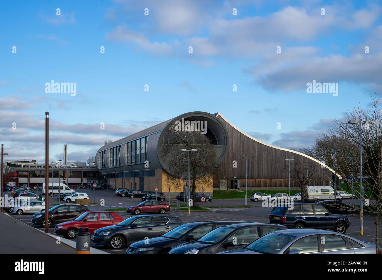 L'esterno del centro di Mountbatten a Portsmouth, Regno Unito Foto Stock