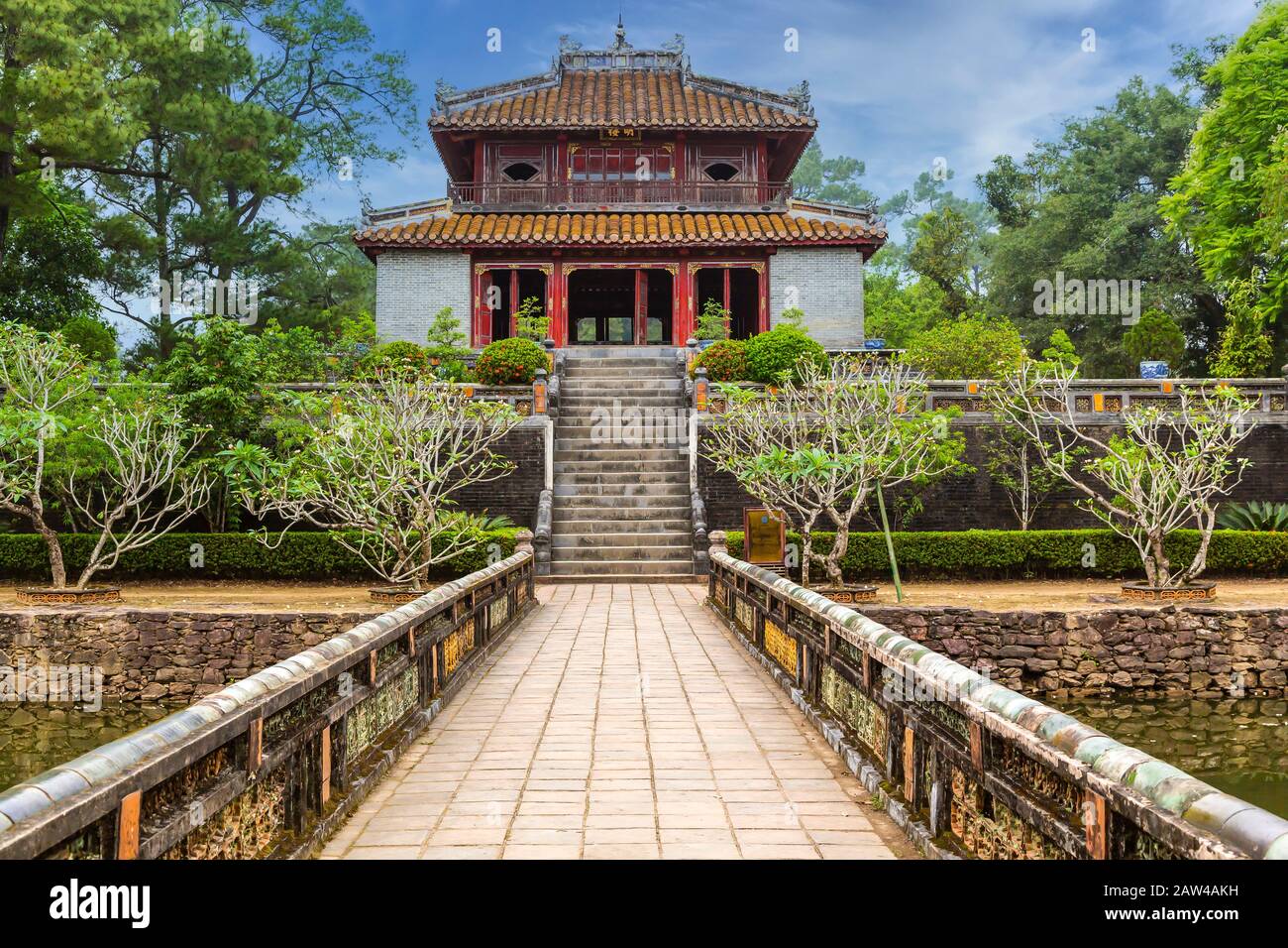 Il Complesso Ming Mang Royal Tomba Vicino Hue, Vietnam, Asia. Foto Stock