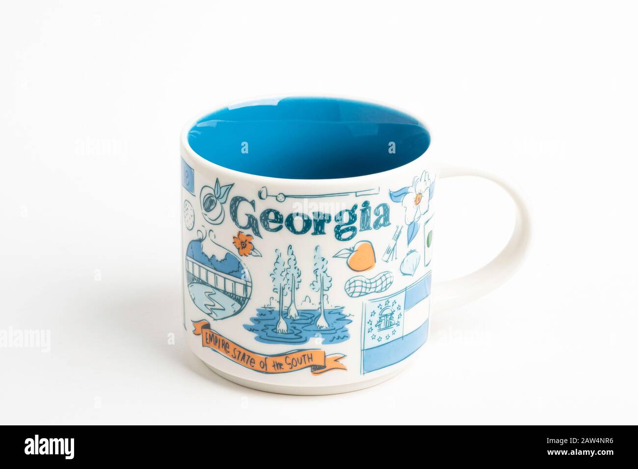 Vidalia, Georgia / USA - 27 settembre 2019: Un colpo di prodotto di una tazza Starbucks con iconici disegni illustrativi ispirati alla Georgia. Foto Stock