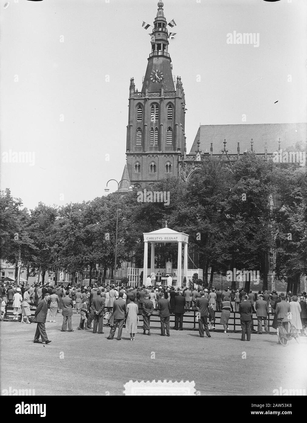 Maria Congress Den Bosch. Messa all'aria aperta Data: 12 luglio 1953 luogo: Den Bosch Parole Chiave: Chiese Foto Stock