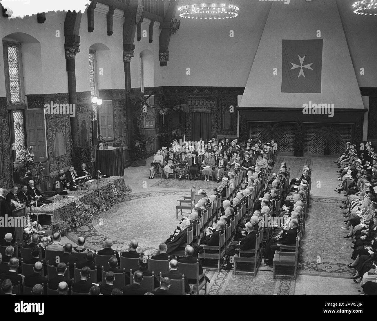 Principe Bernhard Land Comandante Dell'Ordine Dei Cavalieri Di San Giovanni Data: 26 Giugno 1954 Parole Chiave: Principi Nome Persona: Bernhard, Principe Istituto Nome: Cavalieri Foto Stock