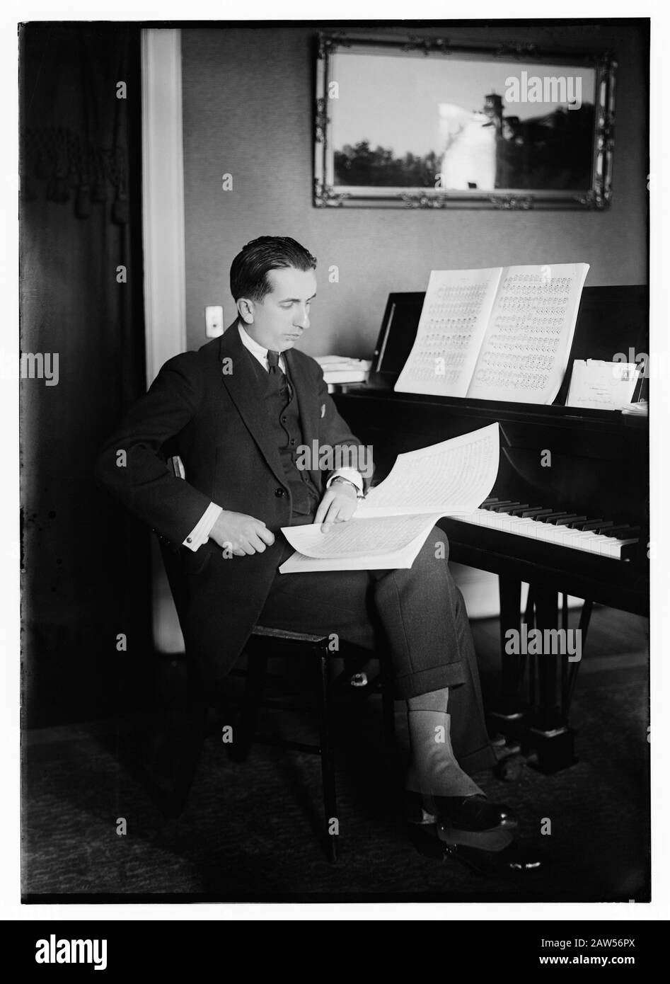 1925 , NEW YORK , USA : pianista modernista italiano , compositore di musica ALFREDO CASELLA ( 1883 – 1947 ). Il giorno 29 ottobre 1925 fu eseguito per il Foto Stock
