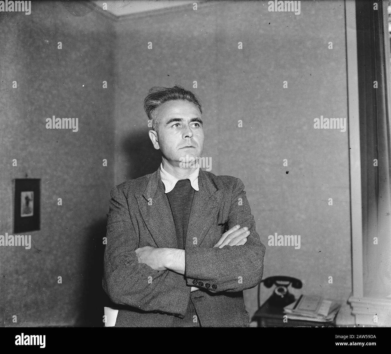 Ritratti: Bordo NVB [membro del consiglio o ufficio Del Movimento Popolare olandese] Data: 1945 luogo: L'Aia, Sud Olanda Parole Chiave: Politici, ritratti Foto Stock