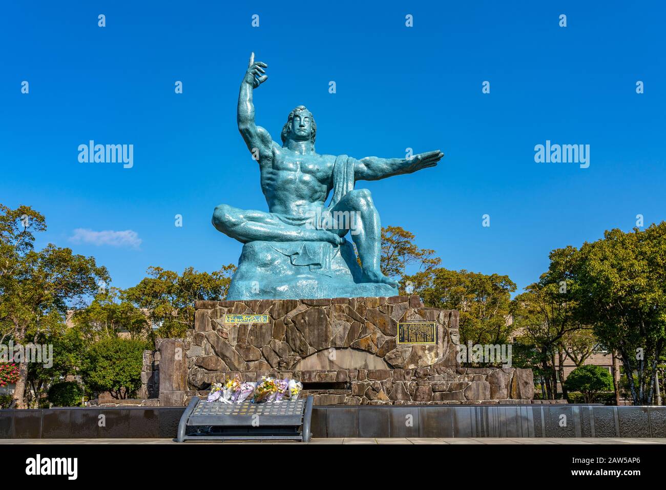 nagasaki-atomic-bomb-museum-japan-immagini-e-fotografie-stock-ad-alta