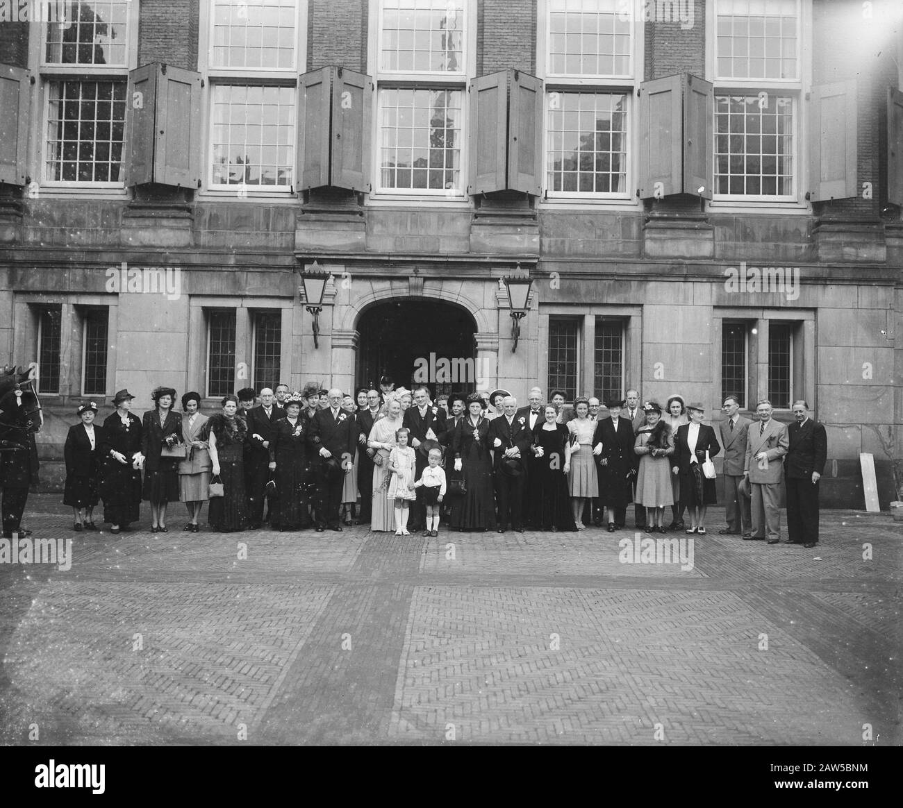 Missione Pastor Jansen. Gruppo Municipio Data: 21 luglio 1948 Parole Chiave: Sala, matrimoni, lavoro Persona Nome: Gruppo Foto Stock
