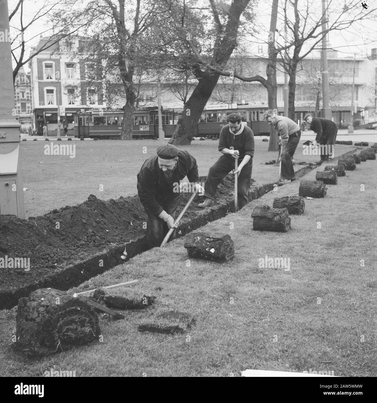 Pioggia coperta sul circuito Weteringschans Data: 13 novembre 1961 Parole Chiave: Circuiti Foto Stock