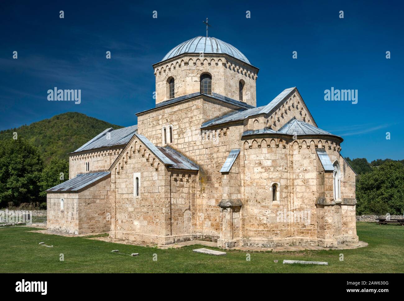 Chiesa, in stile bizantino, al monastero di Gradac, vicino a Raska, Serbia Foto Stock