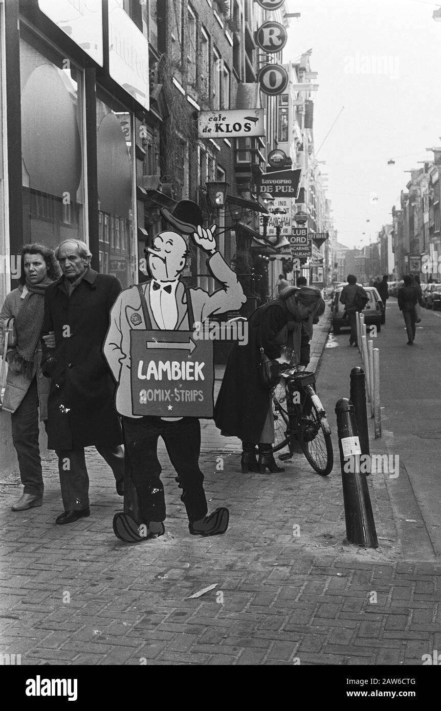 Lambic figura indietro a Leidsestraat, dopo otto mesi di polizia hanno sequestrato Data: 4 febbraio 1982 luogo: Amsterdam, Noord-Holland Foto Stock