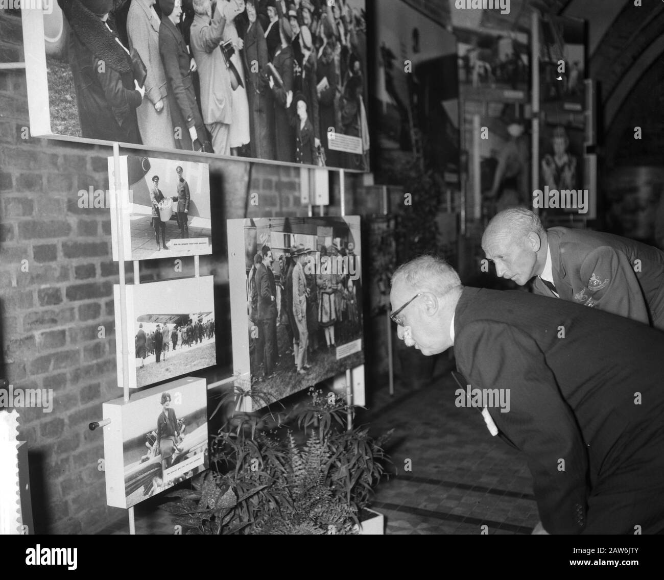 Apertura mostra di 40 anni di aviazione civile Data: 26 agosto 1959 Foto Stock