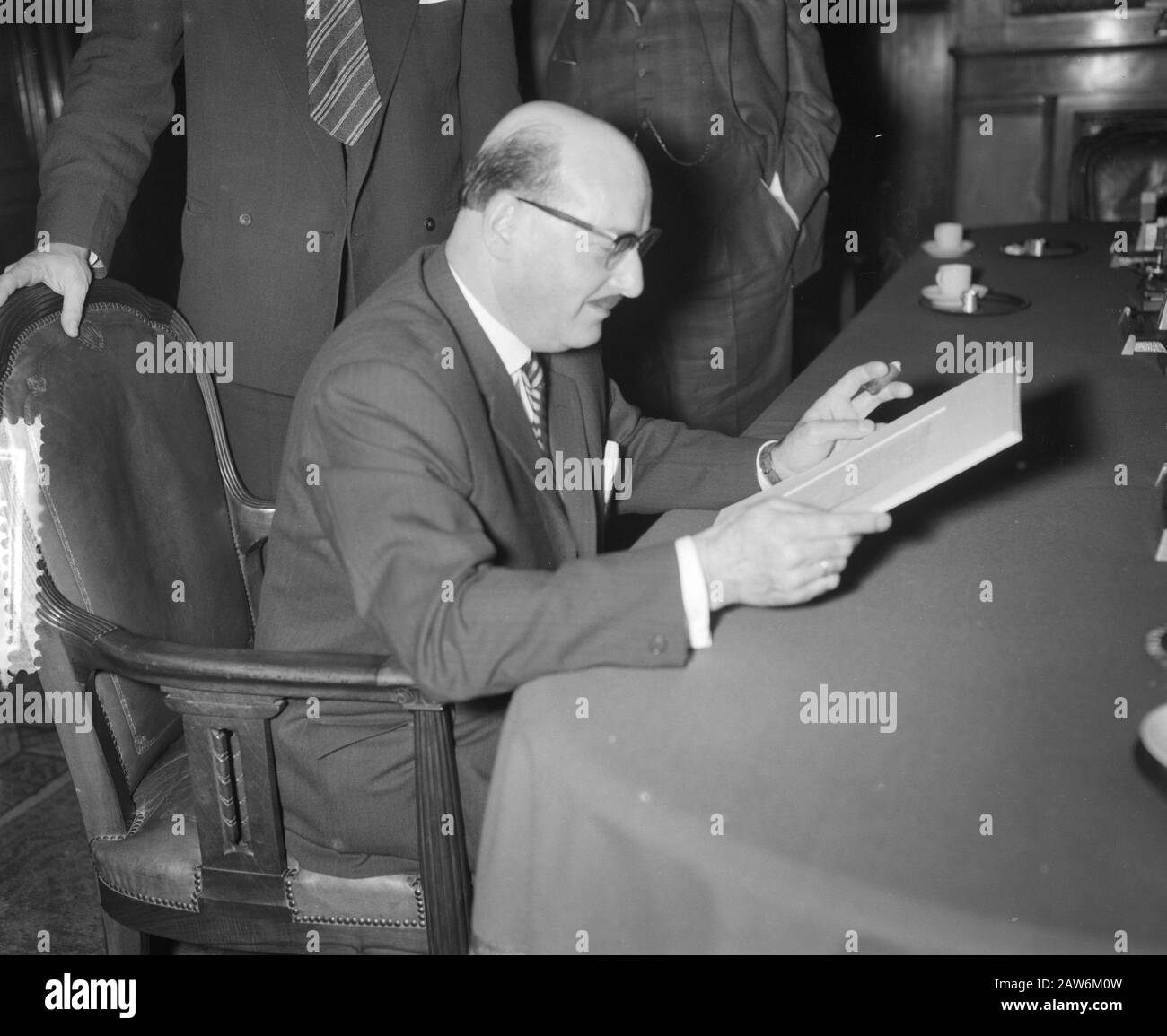 Associazione Di Scambio Di Lavoro Data: 24 Novembre 1959 Parole Chiave: Assegnazioni Nome Istituto: Associazione Di Scambio Foto Stock