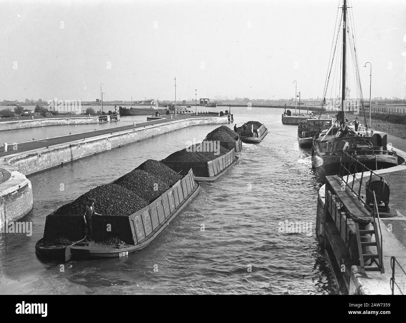 Trasporti di comando chiatte di carbone Data: 8 maggio 1947 Parole Chiave: Trasporti, chiatte di carbone, assegnazioni Foto Stock