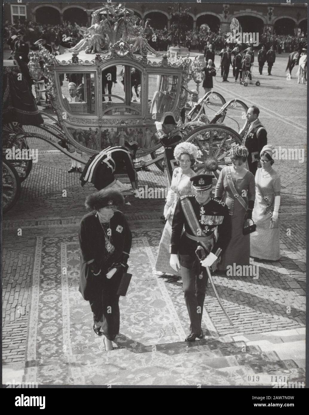 Serie 019-1149 t / m 019-1155 Data: 21 settembre 1965 luogo: L'Aia, Olanda del Sud Parole Chiave: Regine, regine, principi, principesse , prinsjesdag Nome istituzione: Cavalieri Foto Stock