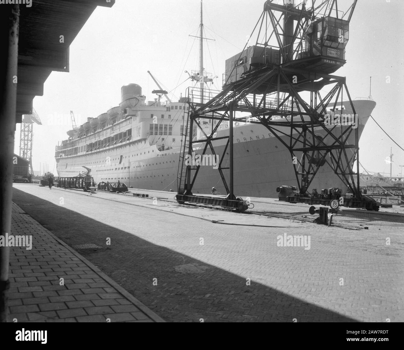 Orange in dock in olandese Dock e Shipbuilding me, MS. Orange in banchina Data: 2 settembre 1964 Nome istituto: MS Orange Foto Stock