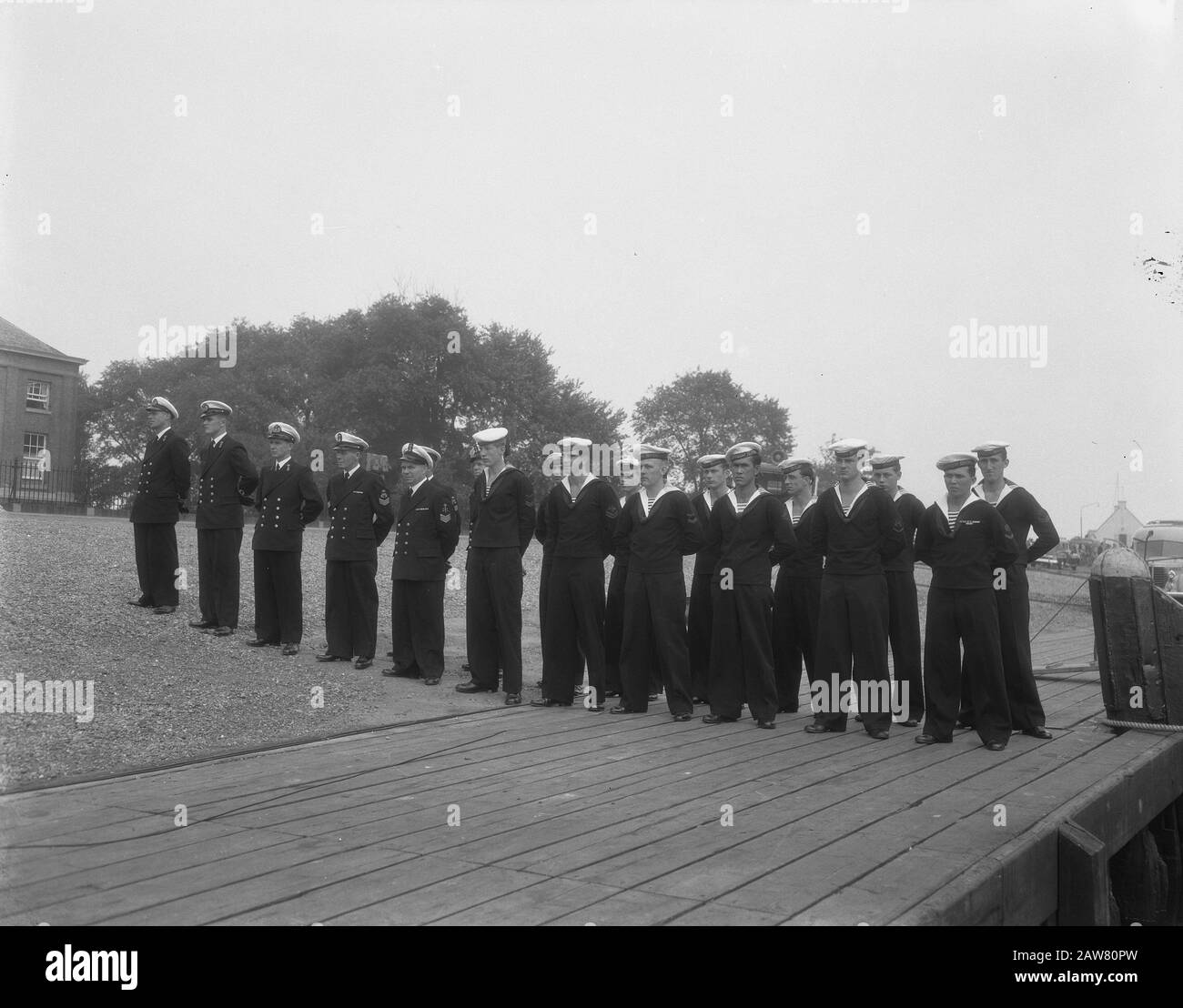 Trasferimento del primo di cinque navi pattugliate del programma ufficiale di terra Data: 6 agosto 1954 Parole Chiave: Trasferimenti, NAVI PATROL Foto Stock