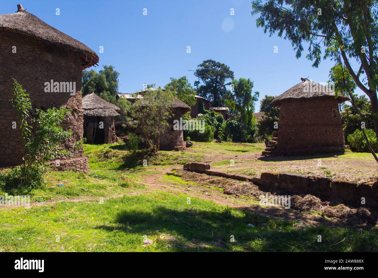 Tipica capanna di fango arrotondato, Lalibela, Etiopia Foto Stock