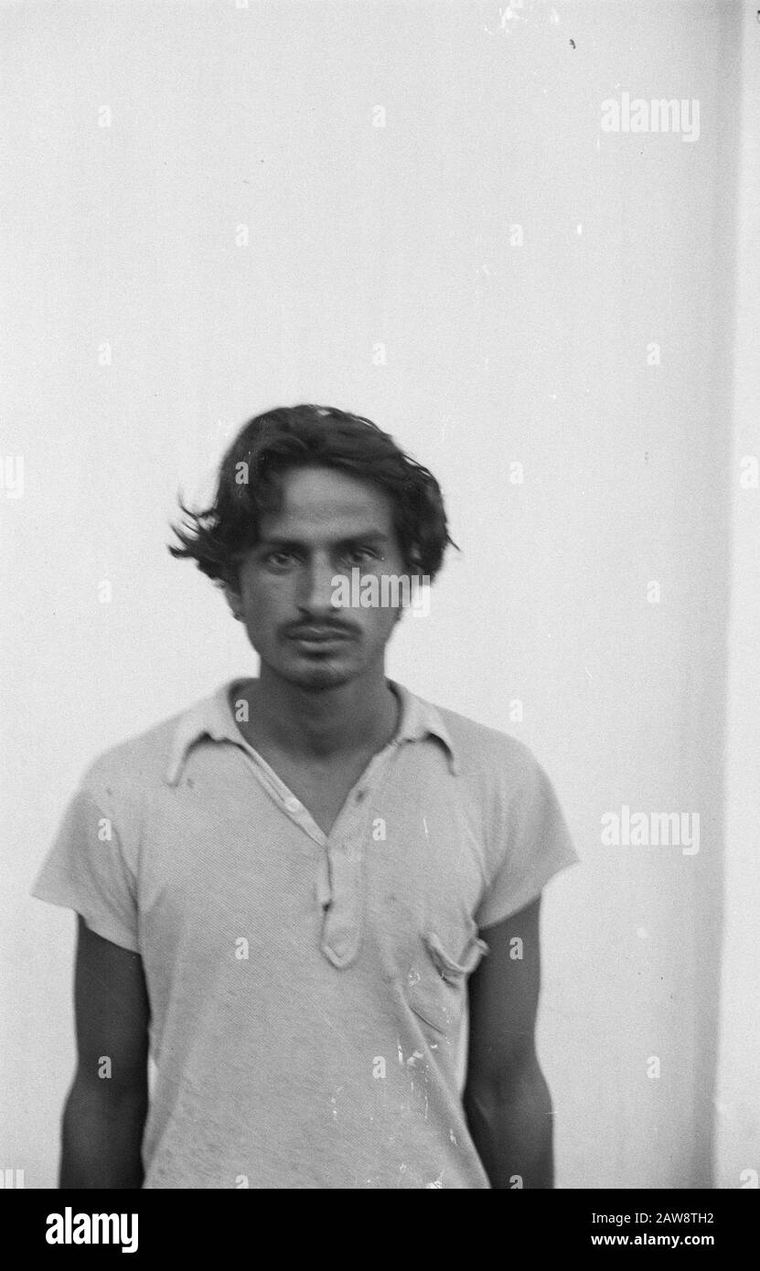 Prigioniero degli Indiani britannici e Di Japs Medan. Uno dei deserters indiani catturati da Sumatra del Nord: Surajpal Singh del 15th corpo indiano Data: 1 agosto 1947 posizione: Indonesia, Indie orientali olandesi, Sumatra Foto Stock Prigioniero degli Indiani britannici e Di Japs Medan. Uno dei deserters indiani catturati da Sumatra del Nord: Surajpal Singh del 15th corpo indiano Data: 1 agosto 1947 posizione: Indonesia, Indie orientali olandesi, Sumatra Foto Stock