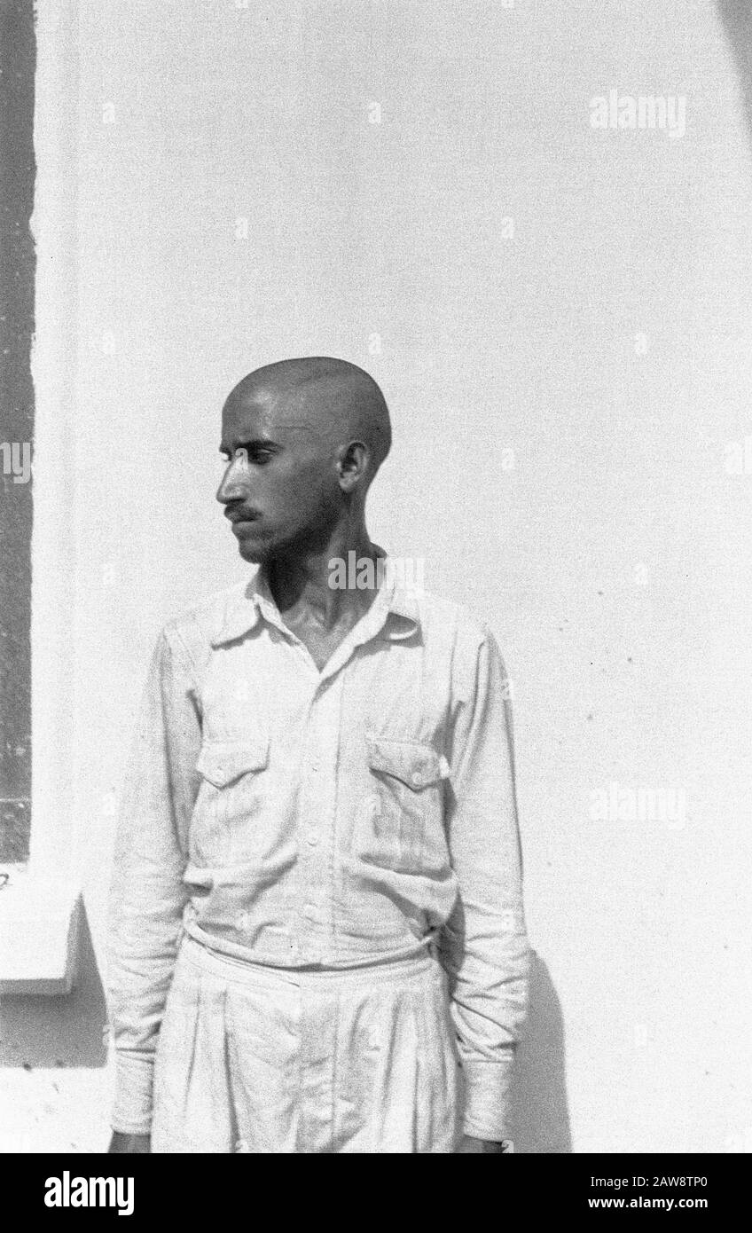 Prigioniero degli Indiani britannici e Di Japs Medan. Uno Dei Deserters Indiani Catturati Da Sumatra Del Nord: Bala Singh, Il 15th Corpo Indiano Data: 1 Agosto 1947 Posizione: Indonesia, Indie Orientali Olandesi, Sumatra Foto Stock Prigioniero degli Indiani britannici e Di Japs Medan. Uno Dei Deserters Indiani Catturati Da Sumatra Del Nord: Bala Singh, Il 15th Corpo Indiano Data: 1 Agosto 1947 Posizione: Indonesia, Indie Orientali Olandesi, Sumatra Foto Stock