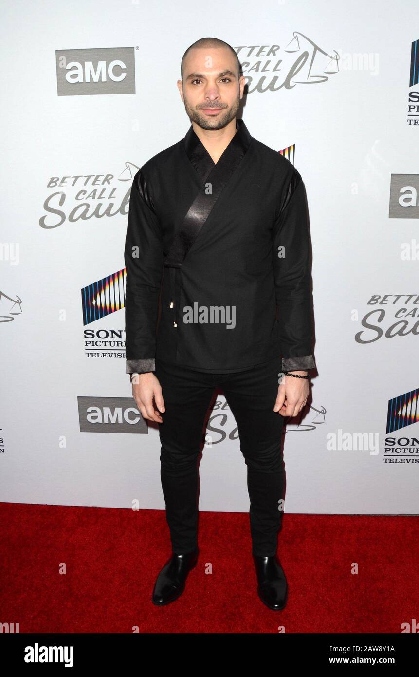 Los Angeles, California. 5th Feb, 2020. Michael Mando agli arrivi per CHIAMARE SAULO Season 5 Premiere, l'ARCLIGHT Hollywood, Los Angeles, CA 5 febbraio 2020. Credito: Priscilla Grant/Everett Collection/Alamy Live News Foto Stock