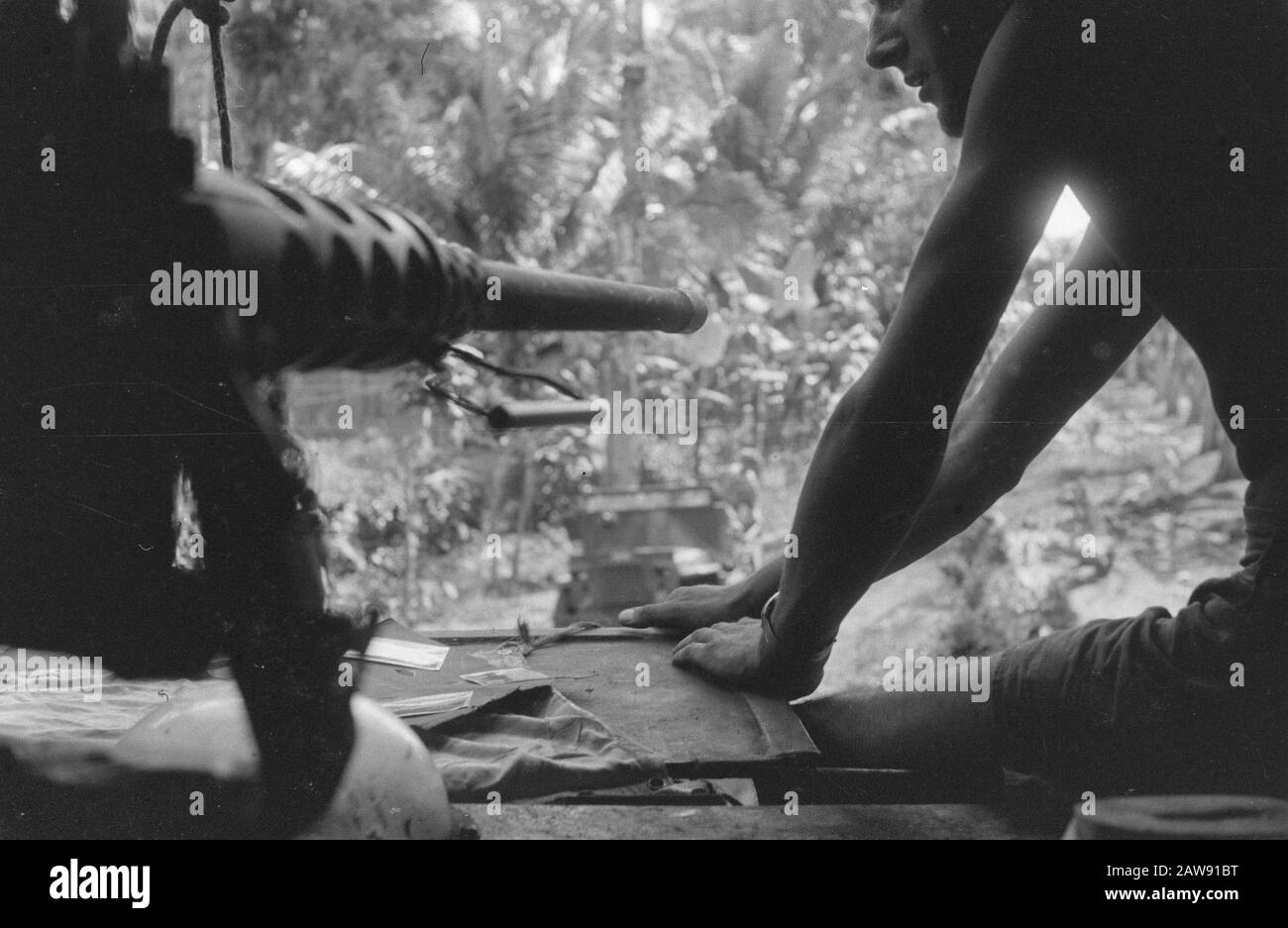 [REC fatto da un pantswerwagen. m2 Browning .50 mitragliatrice Visible] Data: Dicembre 1948 luogo: Indonesia Indie Orientali Olandesi Foto Stock