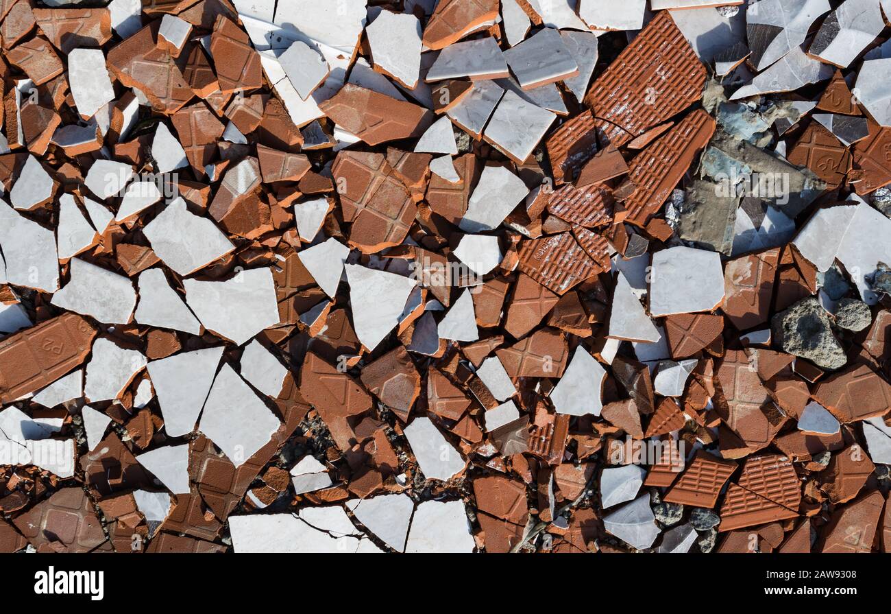 piastrelle di ceramica rotto sfondo Foto Stock