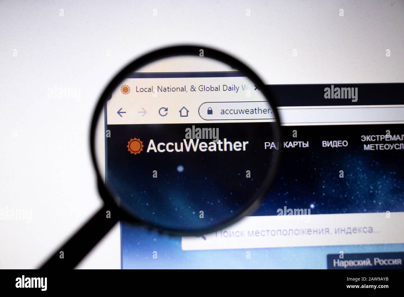 Los Angeles, California, Stati Uniti - 25 gennaio 2020: Pagina del sito Web AccuWeather nel browser sullo schermo del laptop per l'illustrazione di un articolo, Illustrativo Foto Stock