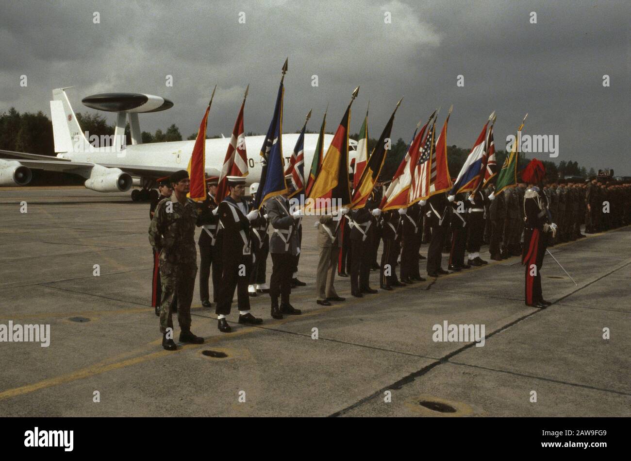 Cerimonia Di Apertura Nato Esercizio Autunno Forge A Ramstein (Germania Occidentale) Data: 2 Settembre 1983 Luogo: Germania Parole Chiave: Aperture Istituto Nome: Ramstein Air Base Foto Stock