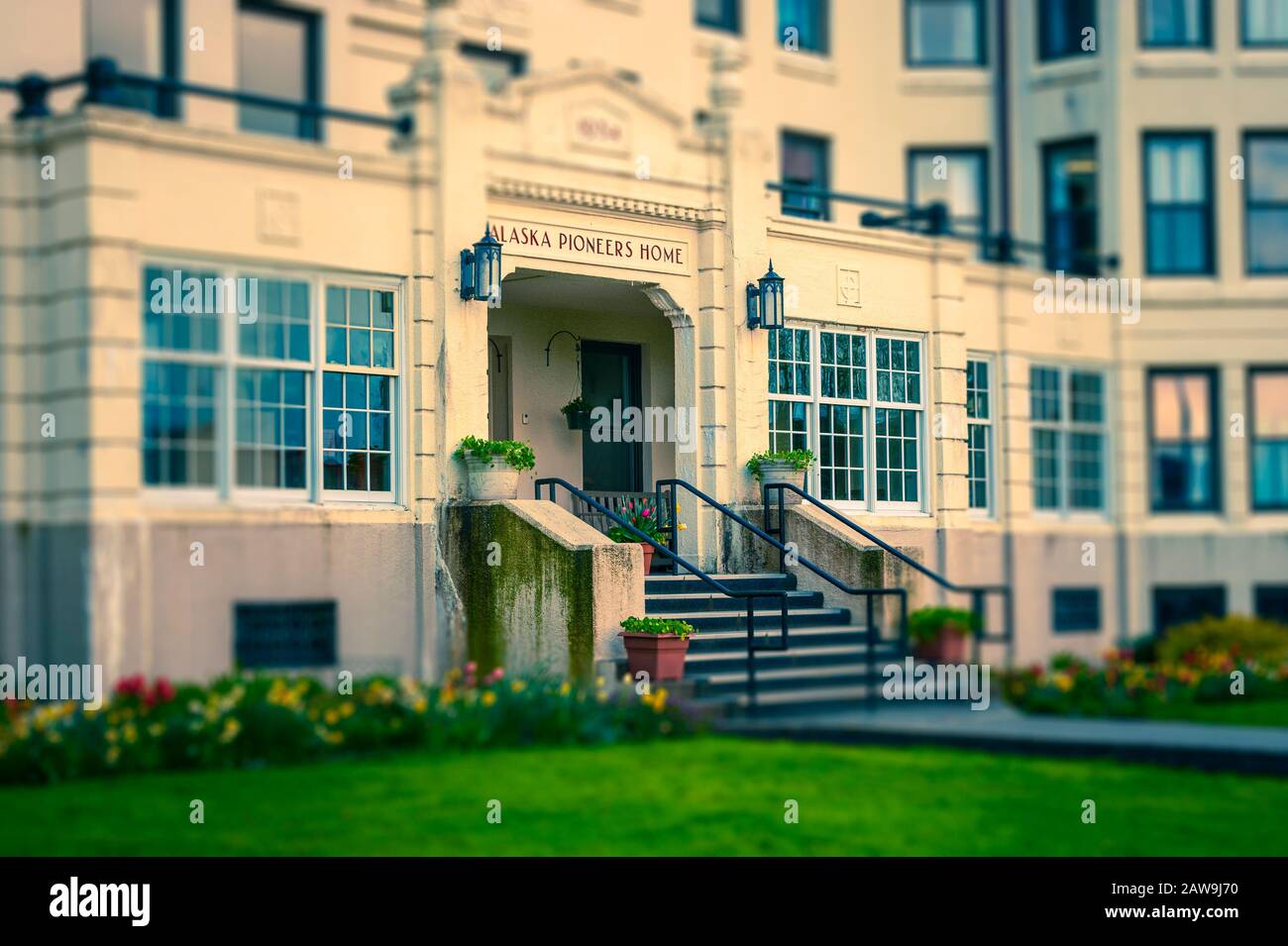 Ingresso frontale della Sitka Pioneer Home a Sitka, Alaska, USA. Foto Stock