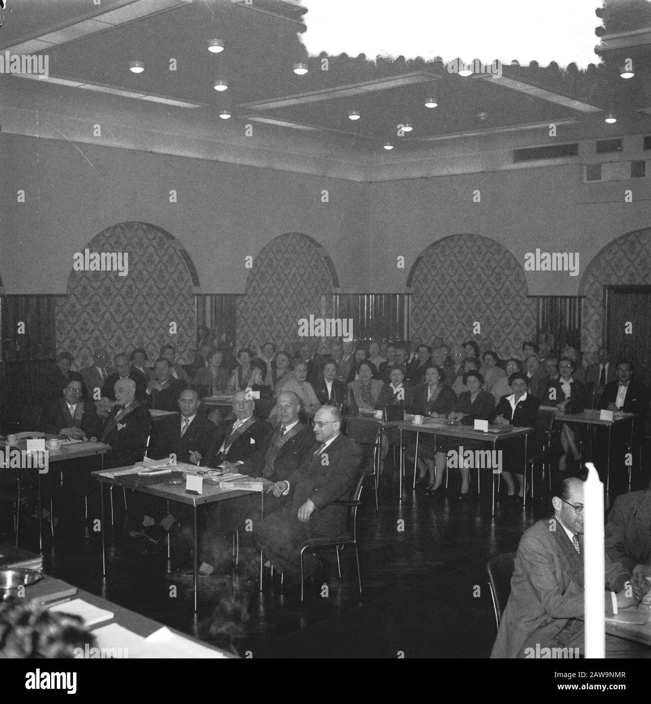 Missione Maro Foresters House Meeting (Cohen) Data: 10 Maggio 1956 Parole Chiave: Meeting, Incarichi Persona Nome: Cohen Foto Stock