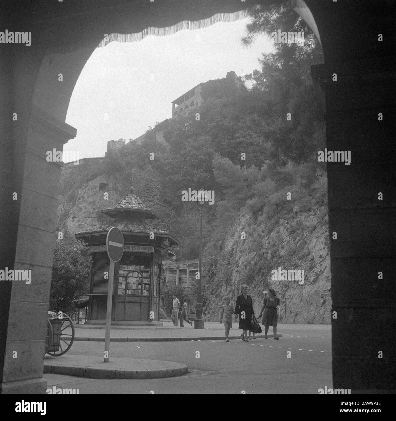 Campionati europei di nuoto a Monaco Kiosk Monacao Data: 10 settembre 1947 Località: Monaco Parole Chiave: Chioschi, immagini della città Foto Stock