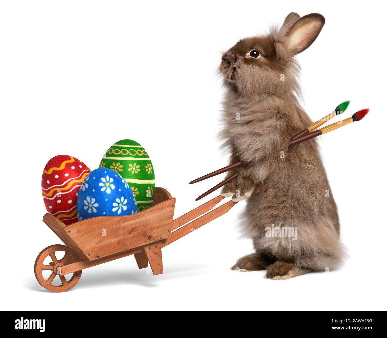 Carino coniglio coniglietto di Pasqua con un piccolo carriola e alcune uova di Pasqua dipinte, isolato su bianco, CG+foto Foto Stock