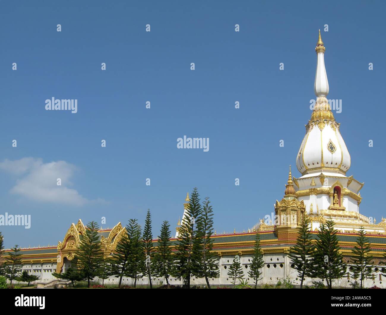 Incredibile tempio buddista in thailandia Foto Stock