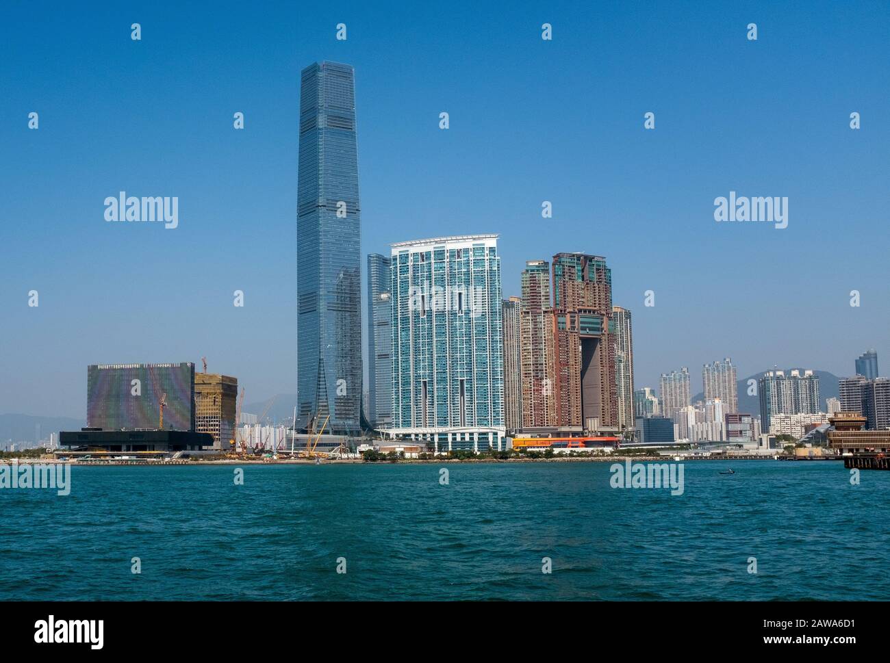 Tsim Sha Tsui Da Victoria Harbour, Hong Kong Foto Stock