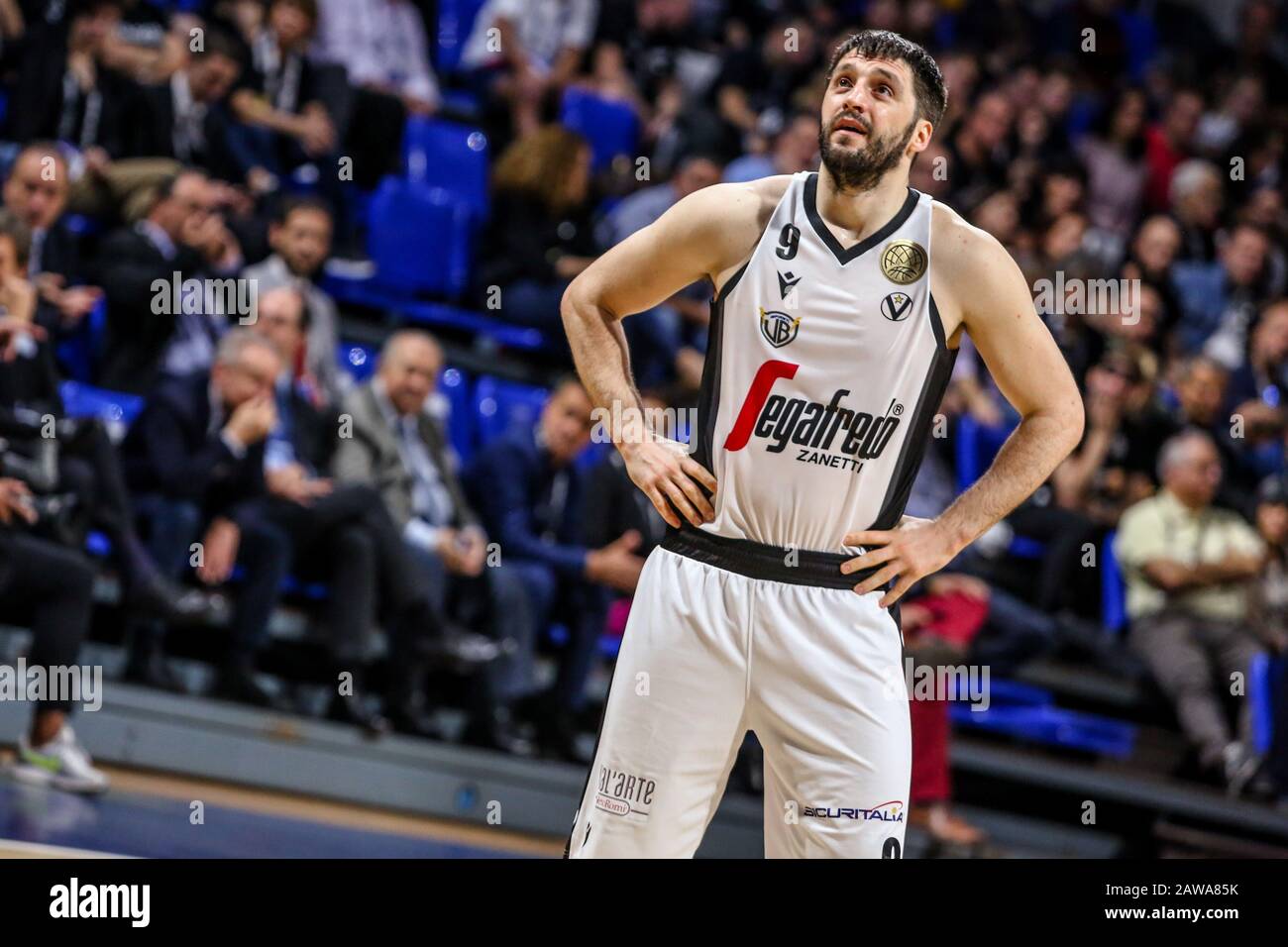 Stefan markovic (segafredo virtus bologna) durante la partita durante Segafredo Virtus Bologna vs San Lorenzo de Almagro, FIBA Intercontinental Cup a Tenerife (Spagna), Italia, 7 febbraio 2020 Foto Stock