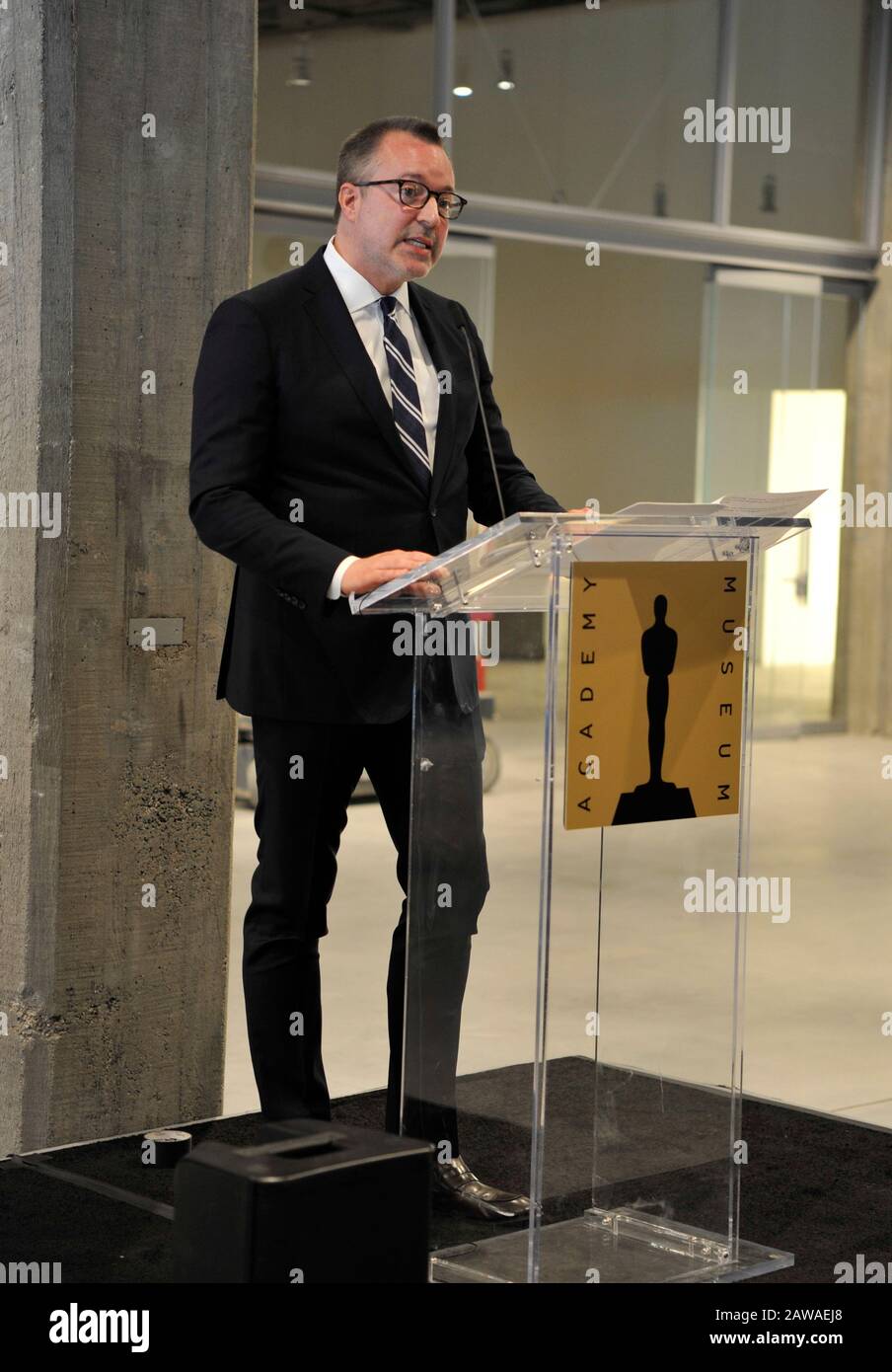 Bill Kramer, direttore dell'Academy Museum of Motion Pictures di Los Angeles, California, annuncia che il museo ha raggiunto il 95% del suo obiettivo di raccolta fondi e sta per essere completato in occasione di un evento stampa al museo 7 febbraio 2020. Foto Stock
