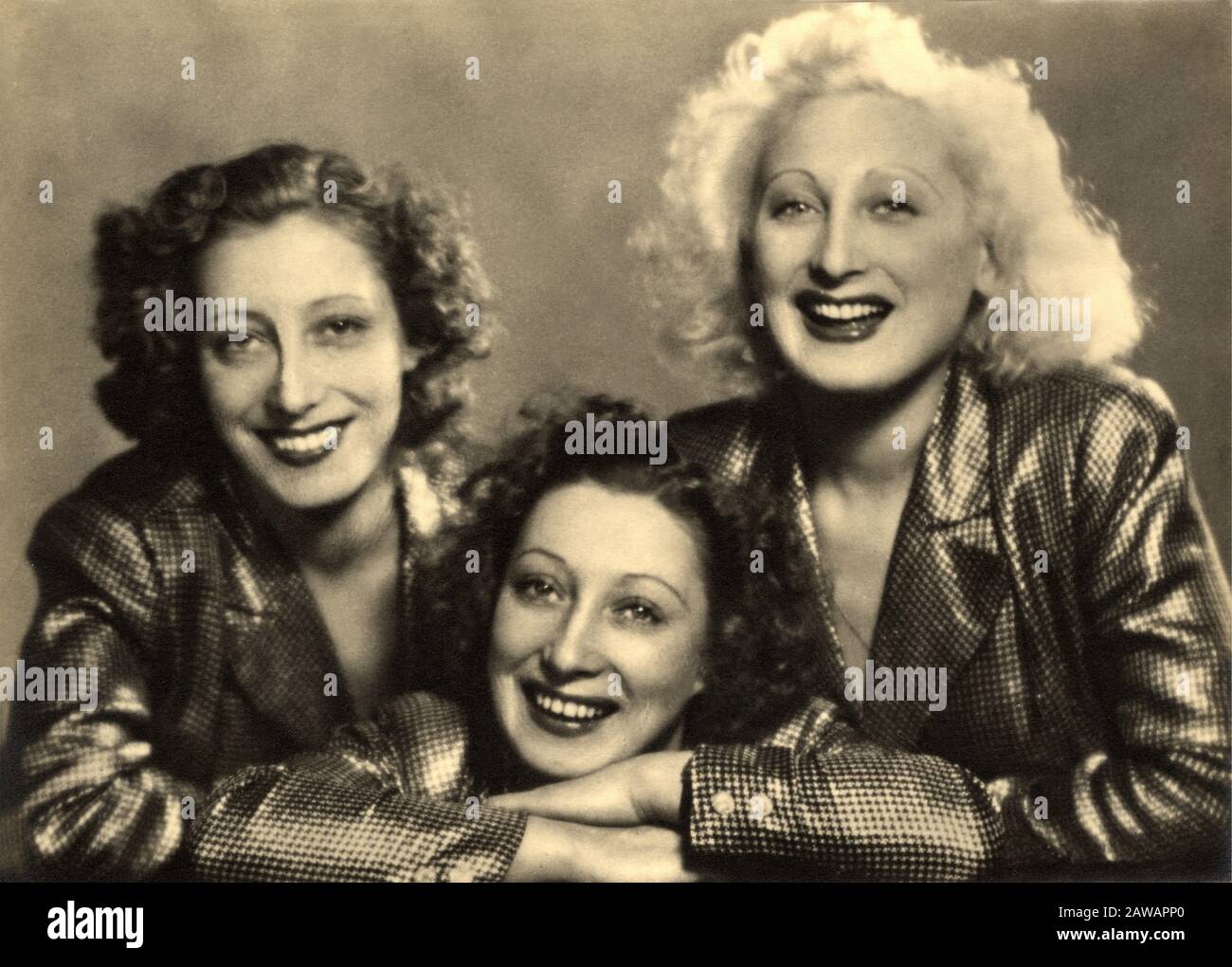 1943 ca, ITALIA : IL TRIO italiano LESCANO di radio Days . Il gruppo fu composto dal 1936 al 1943 dalle 3 sorelle LESCHAN di hungarian-de Foto Stock